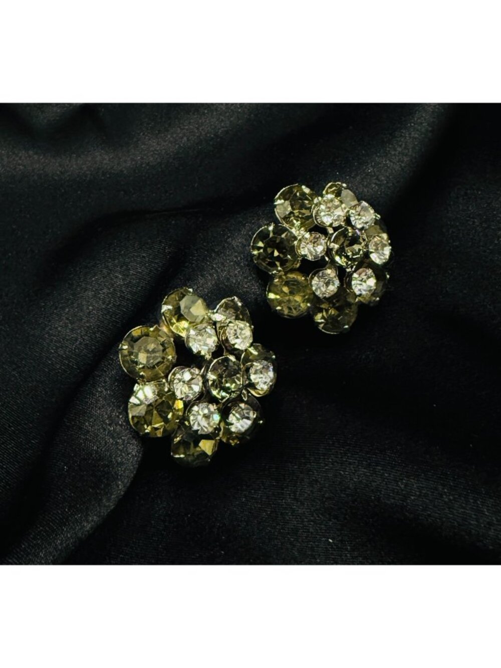 Vintage 1960s Crystal Rhinestone Floral Clip-On Earrings